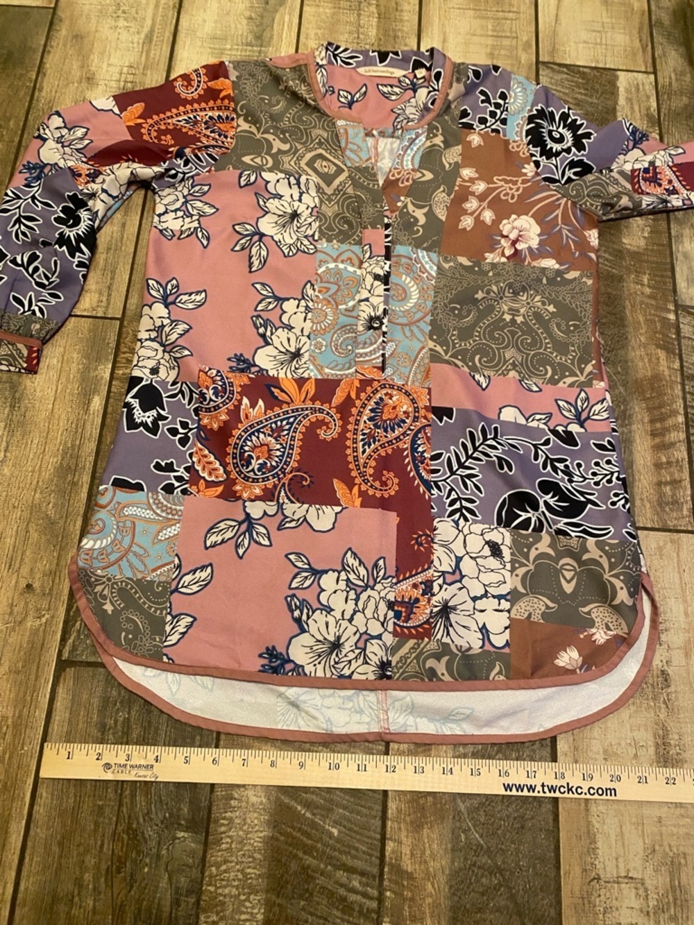 Soft surroundings Patchwork Floral Button-Front Women's Top in Pink/multi - Picture 9 of 10
